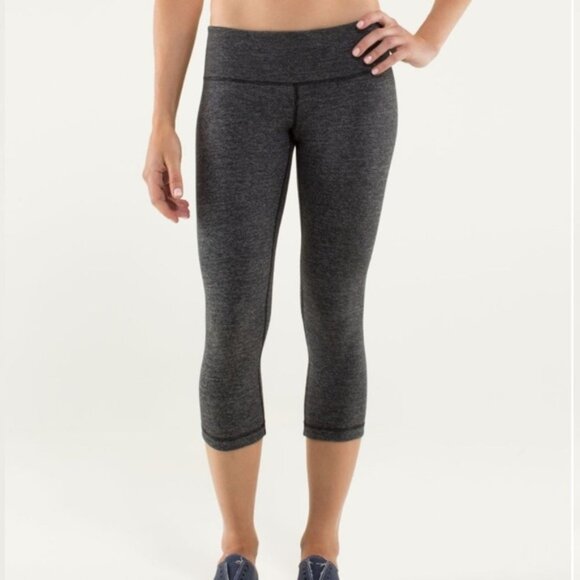 Lululemon Wunder Under Crop Striped Leggings Size 6 - Picture 1 of 5